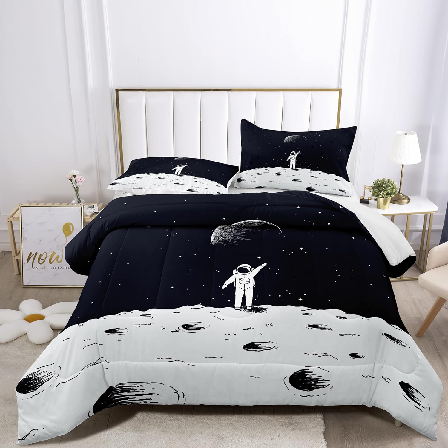 Astronaut Bedding Set Outer Space Astronaut On The Planet Duvet Covers Black