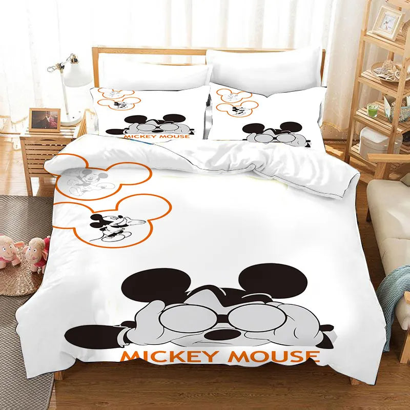 MM Bedding Set DN MM Observing With Binoculars Duvet Covers