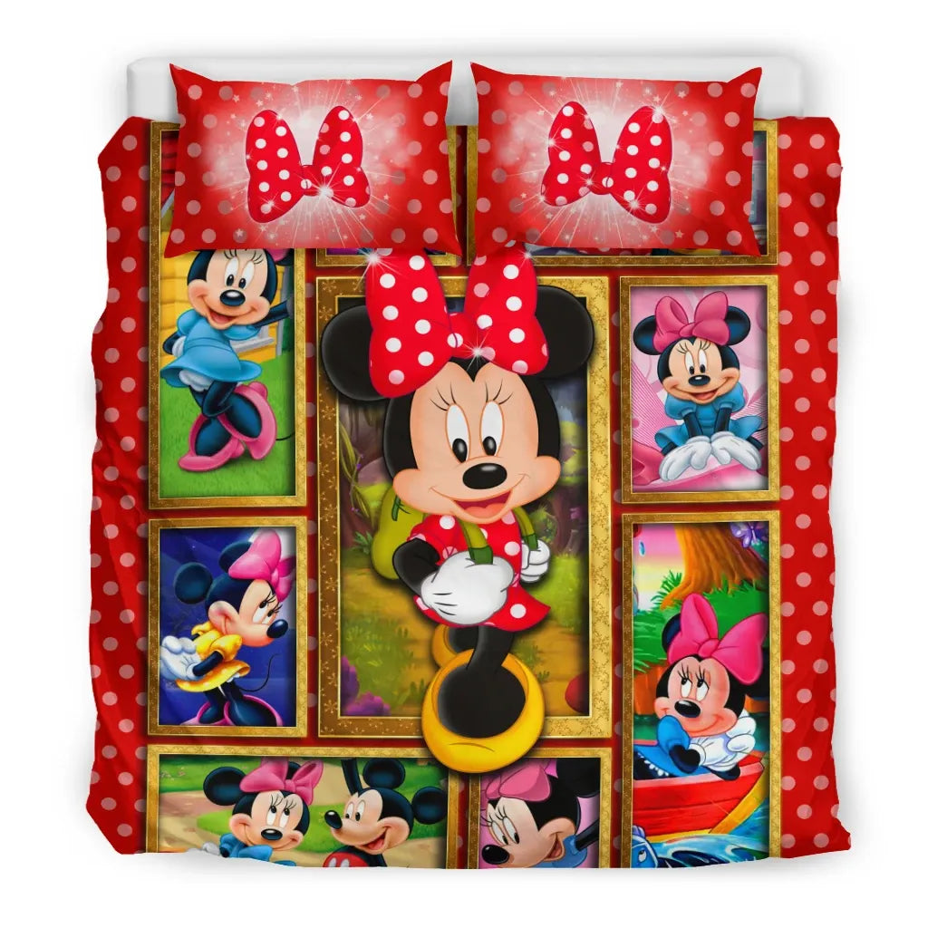 Minnie Bedding Set DN Minnie Poses Graphic In Frame Duvet Covers